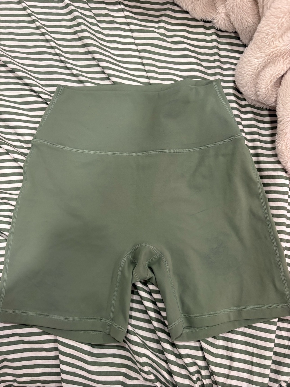 SET active green biker shorts